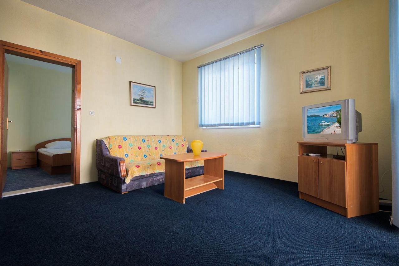 Apartmani Jogunica 内乌姆 外观 照片